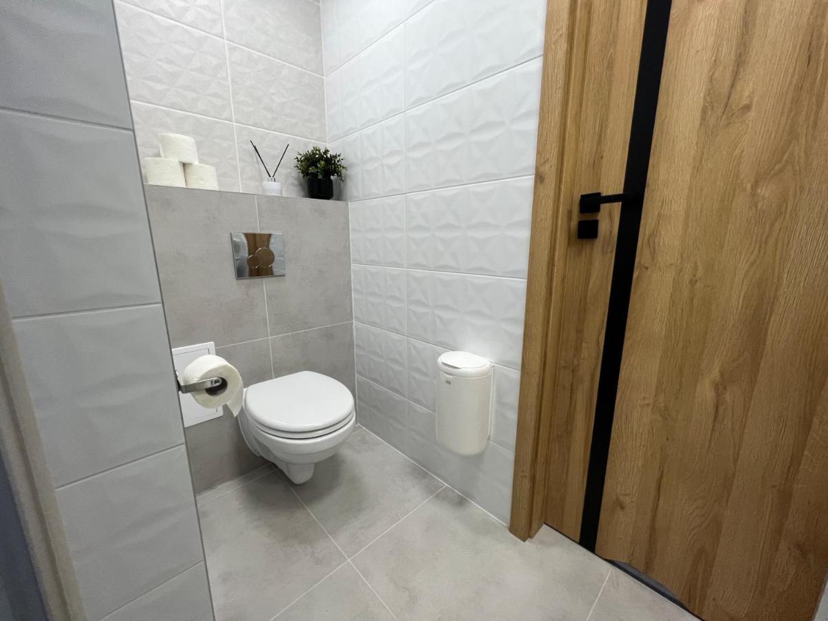 ,,Na Kwiatowej'' Apartment Tomaszow Mazowiecki Exterior photo